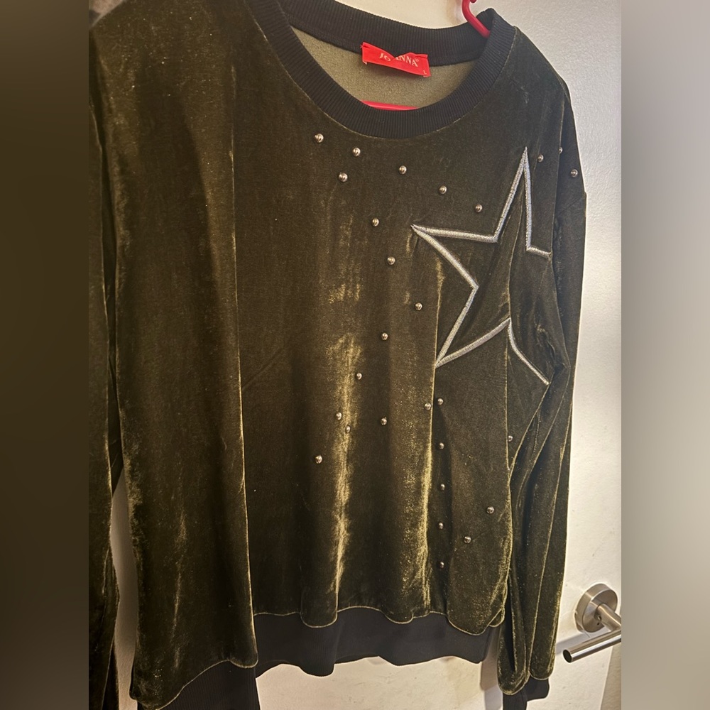 Full sleeve shirt